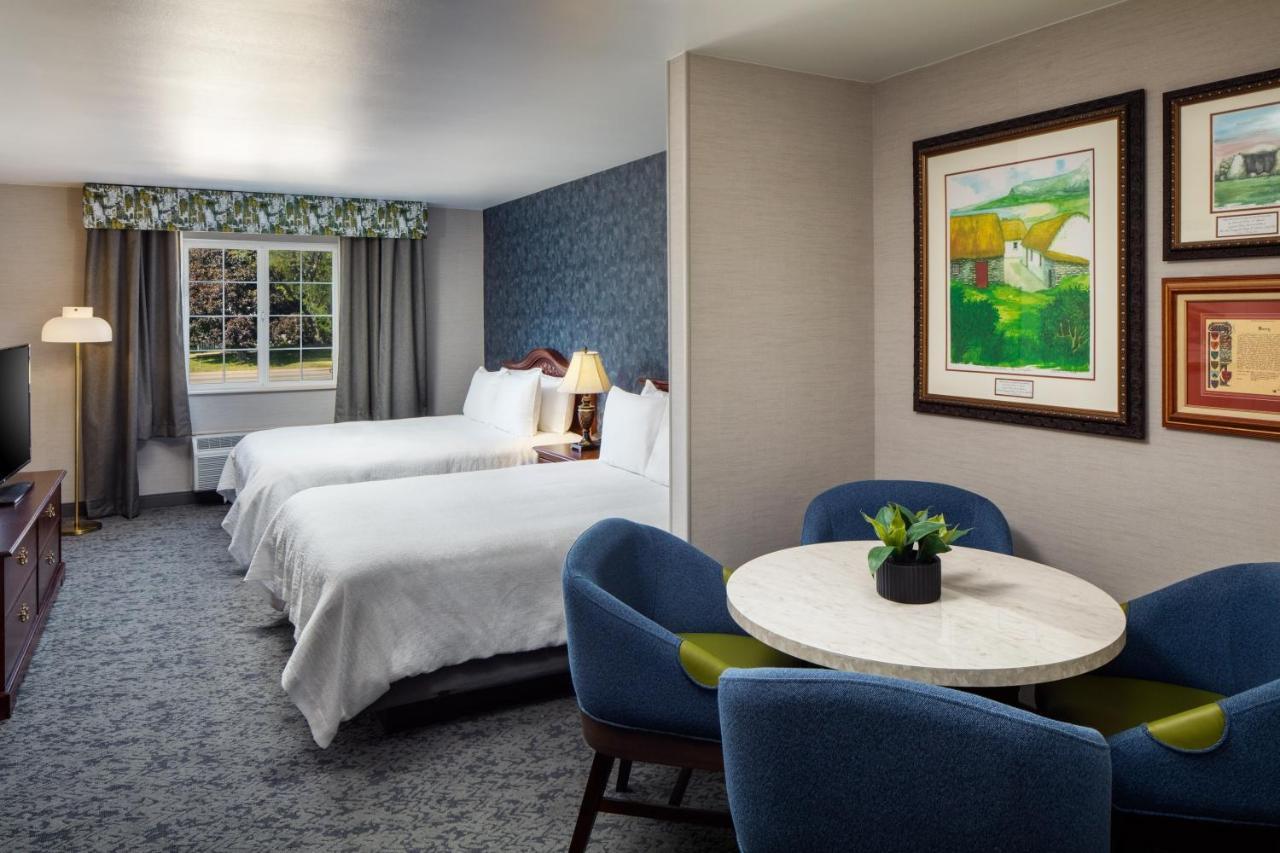 Irish Cottage Inn & Suites Galena Buitenkant foto